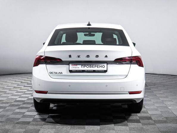 Skoda Octavia IV (A8) с пробегом 2021 года, цена 2 199 000 рублей, 66985 км, лифтбек, Автокод Объявления