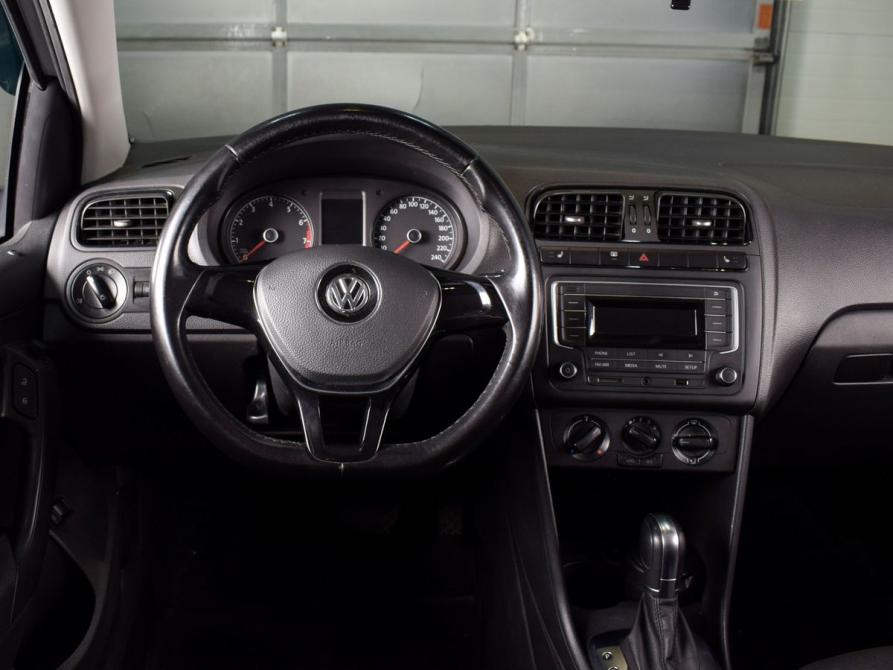 Volkswagen Polo V Рестайлинг Кемерово  - изображение 9