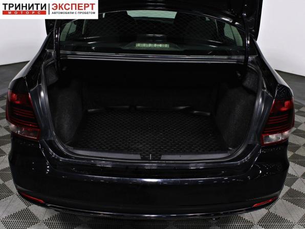 Volkswagen Polo V Рестайлинг с пробегом 2015 года, цена 947 000 рублей, 216449 км, седан, Автокод Объявления
