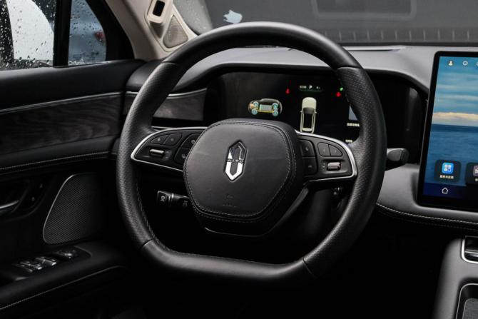 Aito M5 I с пробегом 2023 года, цена 3 450 000 рублей, 1097 км, внедорожник, Автокод Объявления