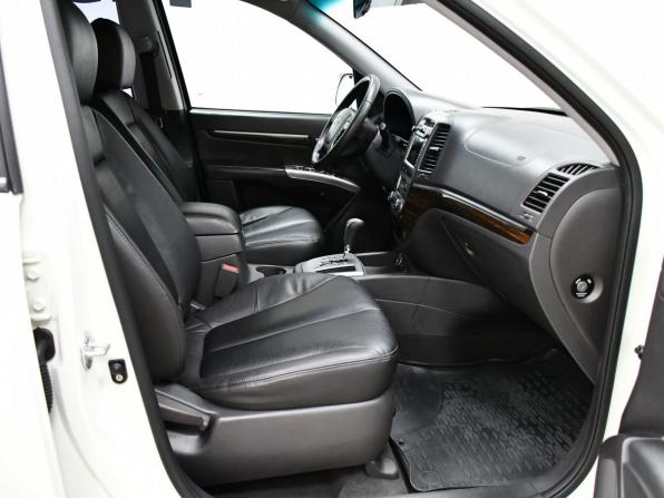 Hyundai Santa Fe II Рестайлинг с пробегом 2011 года, цена 1 237 000 рублей, 280595 км, внедорожник, Автокод Объявления
