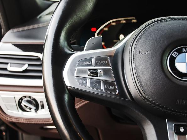 BMW 7 серии VI (G11/G12) Рестайлинг с пробегом 2019 года, цена 5 990 000 рублей, 98326 км, седан, Автокод Объявления
