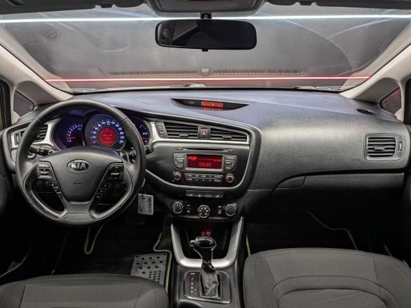 Kia Ceed II Рестайлинг с пробегом 2018 года, цена 1 190 000 рублей, 189618 км, универсал, Автокод Объявления