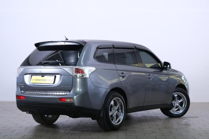 Mitsubishi Outlander III с пробегом 2012 года, цена 1 399 000 рублей, 176231 км, внедорожник, Автокод Объявления