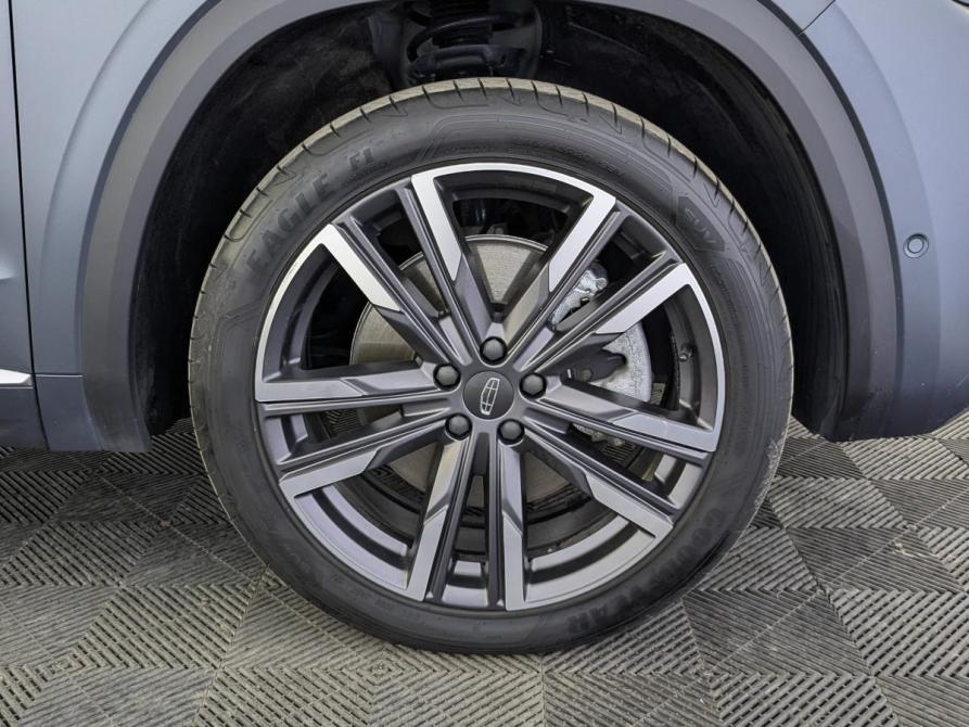 Geely Monjaro I Москва  - изображение 12