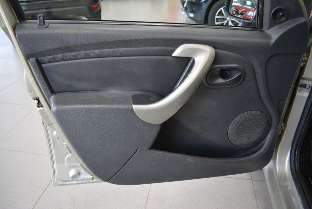 Renault Logan I Рестайлинг Киров  - изображение 23