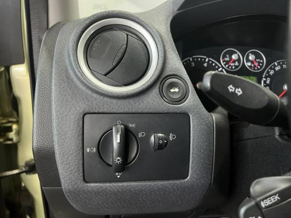 Ford Fusion I Рестайлинг с пробегом 2007 года, цена 630 000 рублей, 218907 км, хэтчбек, Автокод Объявления