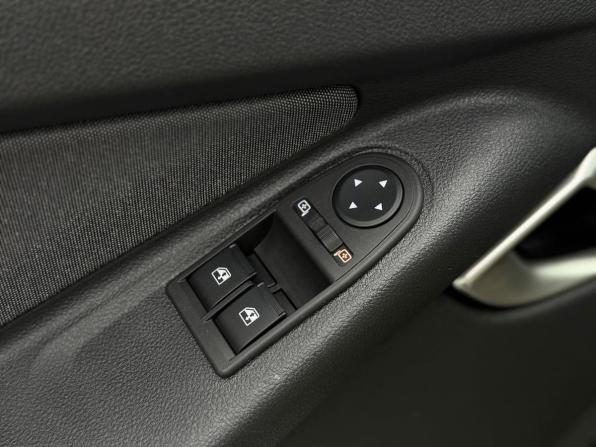 Lada (ВАЗ) Granta I Рестайлинг с пробегом 2024 года, цена 915 000 рублей, 40332 км, универсал, Автокод Объявления