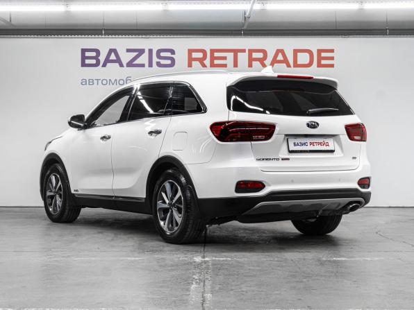 Kia Sorento III Prime Рестайлинг с пробегом 2018 года, цена 3 150 000 рублей, 98295 км, внедорожник, Автокод Объявления