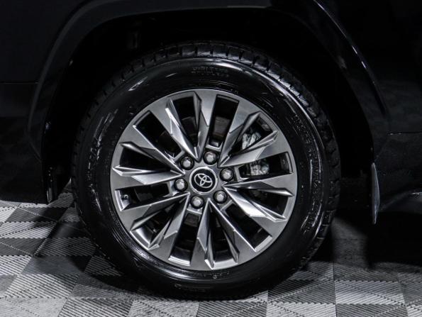 Toyota Land Cruiser 300 Series с пробегом 2021 года, цена 10 350 000 рублей, 56952 км, внедорожник, Автокод Объявления