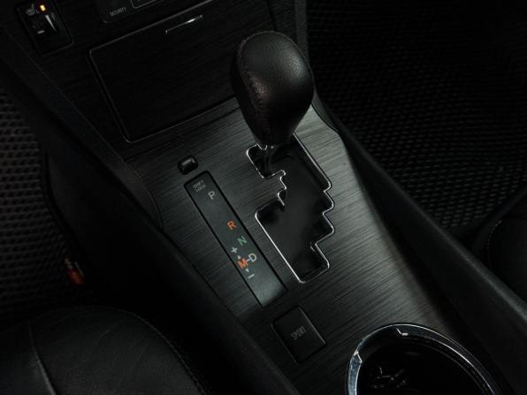 Toyota Avensis III с пробегом 2009 года, цена 1 159 000 рублей, 273707 км, седан, Автокод Объявления