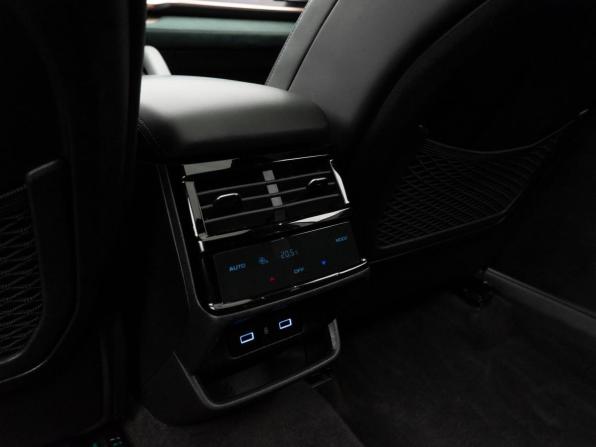 Geely Monjaro I с пробегом 2023 года, цена 2 940 000 рублей, 64288 км, внедорожник, Автокод Объявления
