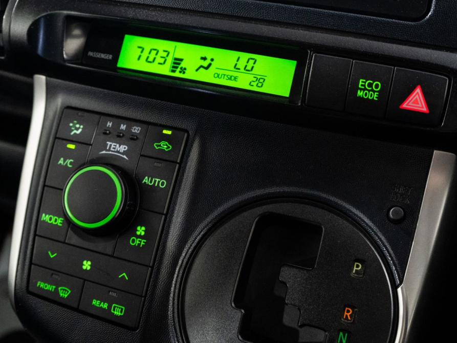 Toyota Wish II Иркутск  - изображение 15