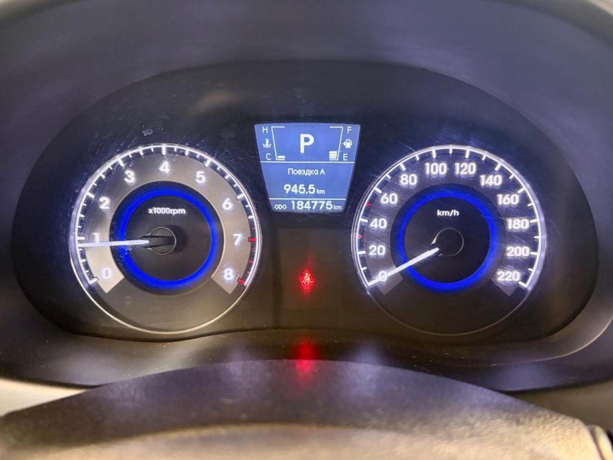 Hyundai Solaris I Тольятти  - изображение 17