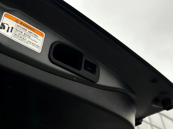 Mitsubishi Outlander III Рестайлинг 3 с пробегом 2021 года, цена 2 198 800 рублей, 122869 км, внедорожник, Автокод Объявления