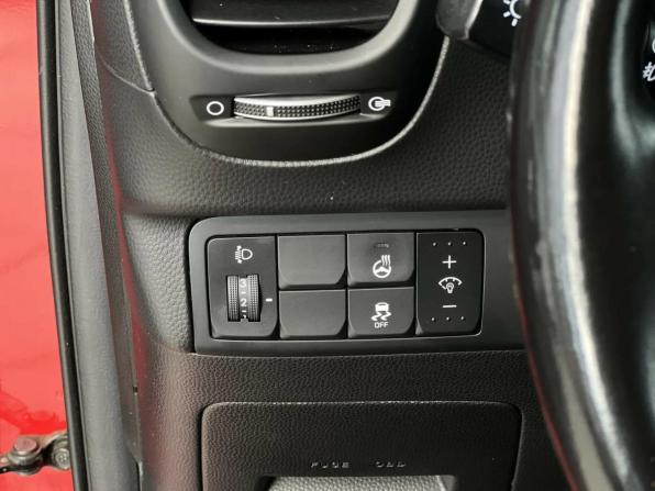 Kia Soul II Рестайлинг с пробегом 2017 года, цена 1 595 000 рублей, 87908 км, хэтчбек, Автокод Объявления