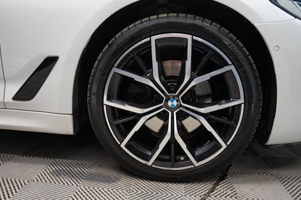 BMW 5 серии VII (G30/G31/G38) Рестайлинг Крым  - изображение 29