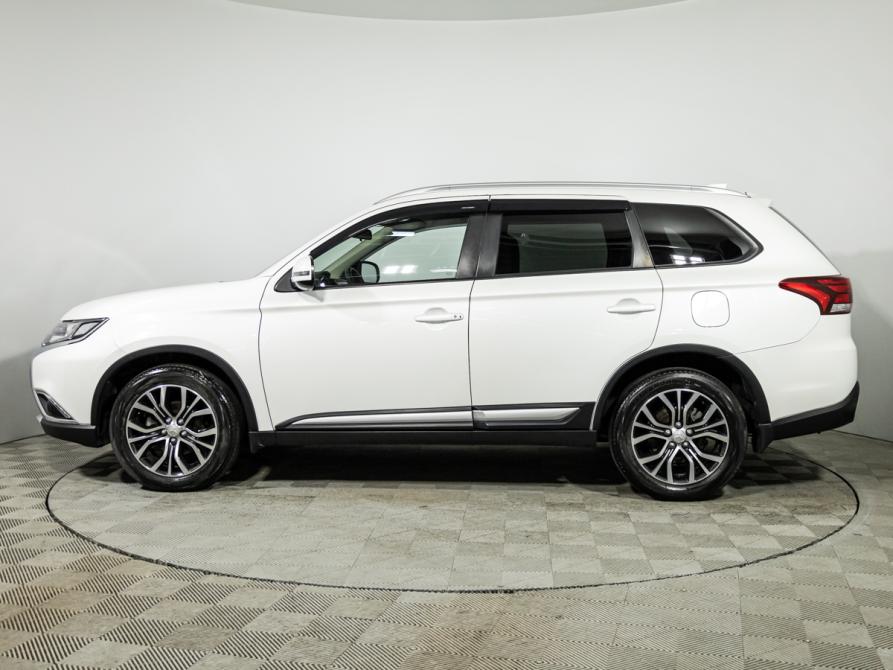 Mitsubishi Outlander III Рестайлинг 2 Санкт-Петербург  - изображение 8