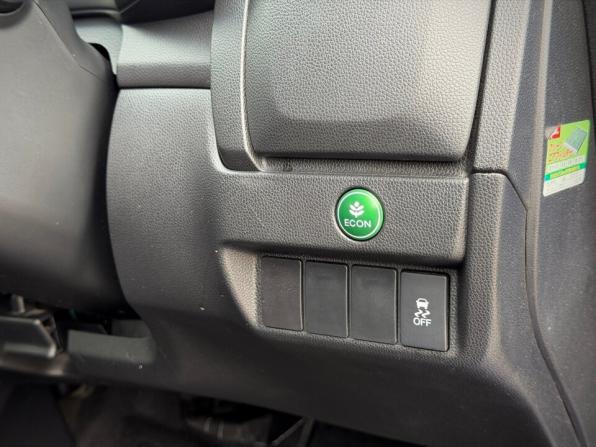 Honda Fit III с пробегом 2013 года, цена 890 000 рублей, 100572 км, хэтчбек, Автокод Объявления