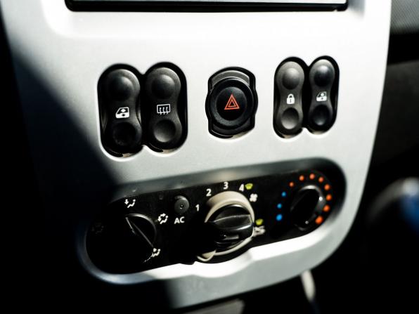Renault Logan I Рестайлинг с пробегом 2011 года, цена 545 000 рублей, 181500 км, седан, Автокод Объявления