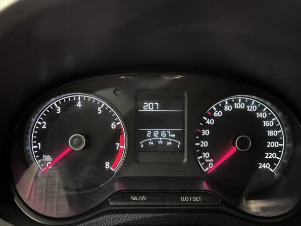Volkswagen Polo V Рестайлинг с пробегом 2016 года, цена 880 000 рублей, 212166 км, седан, Автокод Объявления