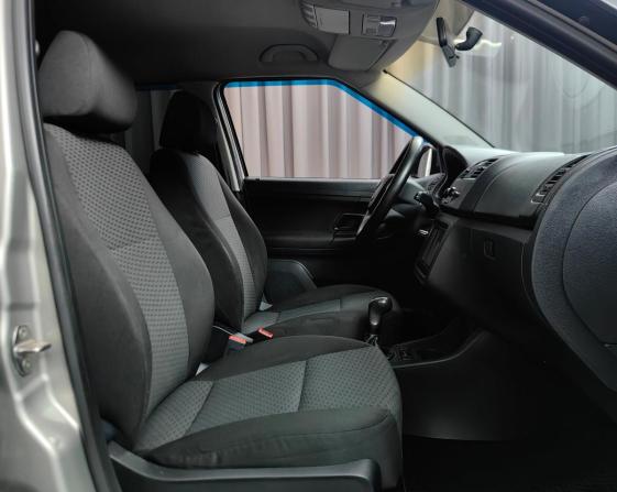 Skoda Fabia II Рестайлинг с пробегом 2011 года, цена 333 000 рублей, 207895 км, хэтчбек, Автокод Объявления