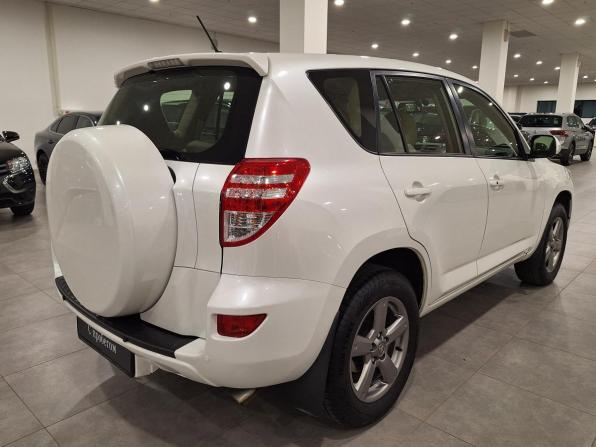 Toyota RAV4 III (XA30) Рестайлинг с пробегом 2012 года, цена 1 645 000 рублей, 127086 км, внедорожник, Автокод Объявления