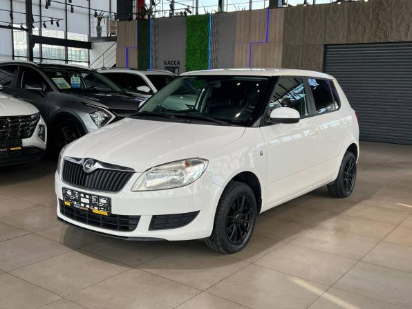 Skoda Fabia II Рестайлинг с пробегом 2013 года, цена 750 000 рублей, 136077 км, хэтчбек, Автокод Объявления