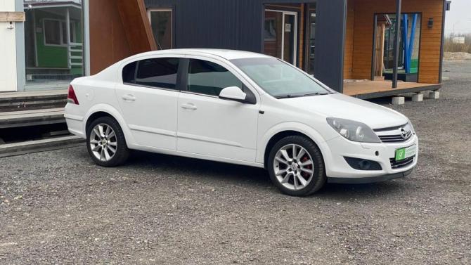 Opel Astra H Рестайлинг с пробегом 2011 года, цена 475 000 рублей, 251469 км, седан, Автокод Объявления