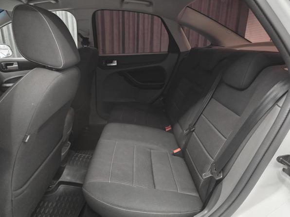 Ford Focus II Рестайлинг с пробегом 2011 года, цена 575 000 рублей, 257962 км, седан, Автокод Объявления