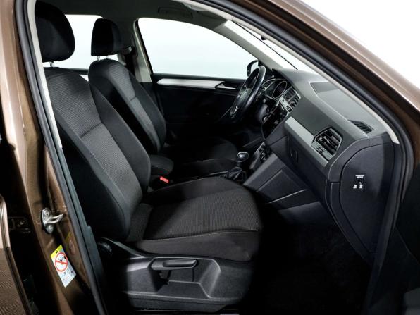 Volkswagen Tiguan II с пробегом 2019 года, цена 2 098 000 рублей, 133747 км, внедорожник, Автокод Объявления