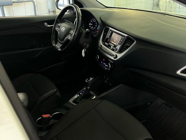 Hyundai Solaris I Рестайлинг с пробегом 2017 года, цена 1 248 000 рублей, 148500 км, седан, Автокод Объявления