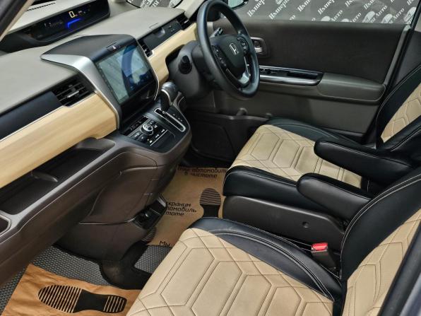 Honda Freed II Рестайлинг с пробегом 2019 года, цена 1 495 000 рублей, 168000 км, компактвэн, Автокод Объявления