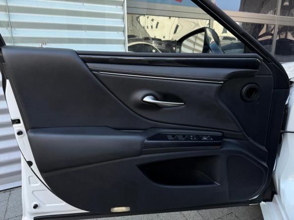Lexus ES VII с пробегом 2020 года, цена 3 890 000 рублей, 73093 км, седан, Автокод Объявления