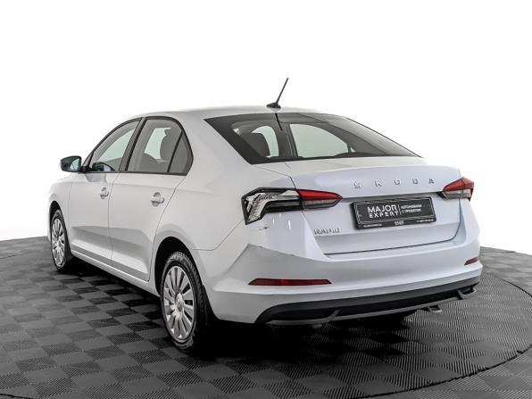 Skoda Rapid II с пробегом 2021 года, цена 1 200 000 рублей, 172310 км, лифтбек, Автокод Объявления
