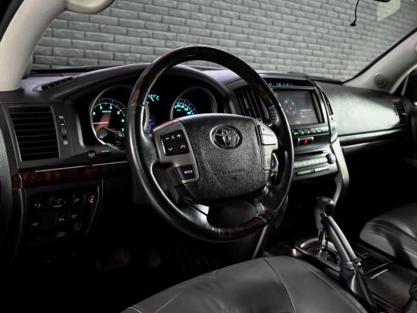 Toyota Land Cruiser 200 Series с пробегом 2008 года, цена 3 200 000 рублей, 253941 км, внедорожник, Автокод Объявления