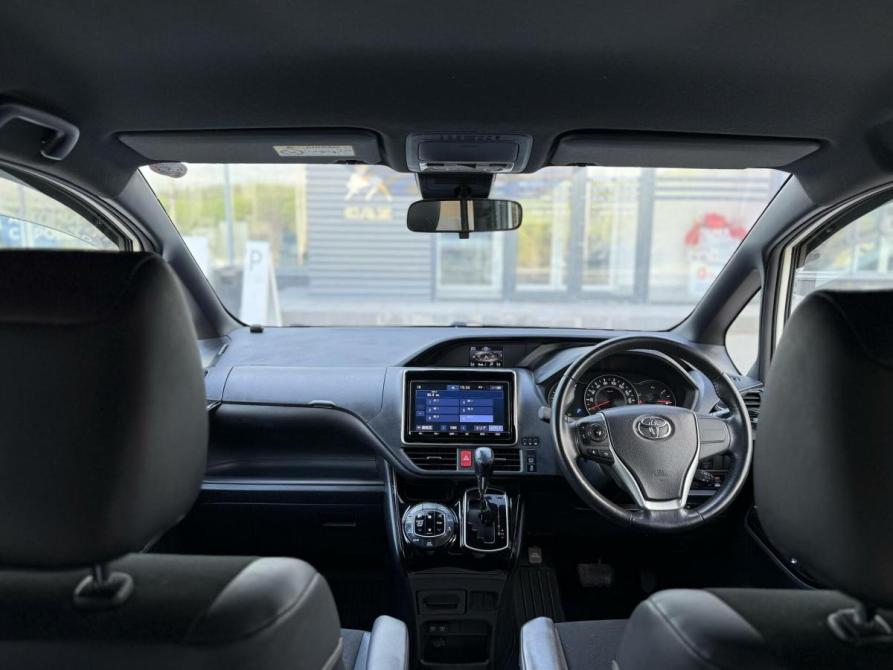 Toyota Noah III (R80) Рестайлинг Омск  - изображение 30