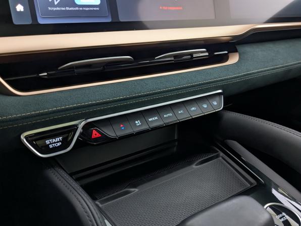 Geely Monjaro I с пробегом 2023 года, цена 3 300 000 рублей, 21622 км, внедорожник, Автокод Объявления