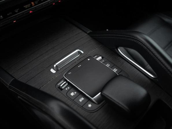 Mercedes-Benz GLE II (V167) с пробегом 2019 года, цена 4 399 585 рублей, 201188 км, внедорожник, Автокод Объявления