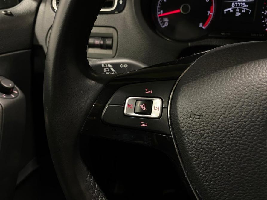 Volkswagen Polo V Рестайлинг Челябинск  - изображение 17