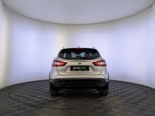 Nissan Qashqai II с пробегом 2018 года, цена 1 800 000 рублей, 82500 км, внедорожник, Автокод Объявления