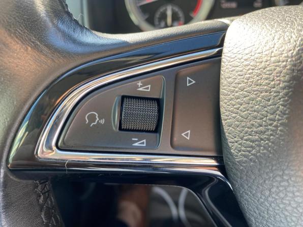 Skoda Karoq I с пробегом 2020 года, цена 2 090 000 рублей, 125550 км, внедорожник, Автокод Объявления