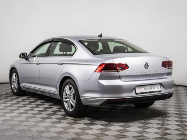 Volkswagen Passat B8 Рестайлинг с пробегом 2019 года, цена 2 178 000 рублей, 171146 км, седан, Автокод Объявления