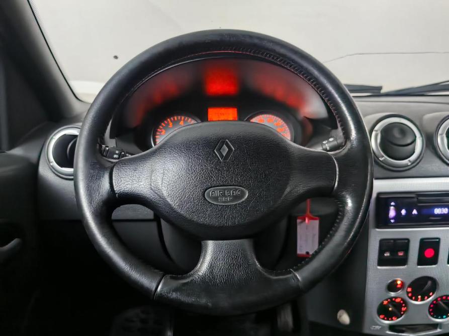 Renault Logan I Москва  - изображение 13