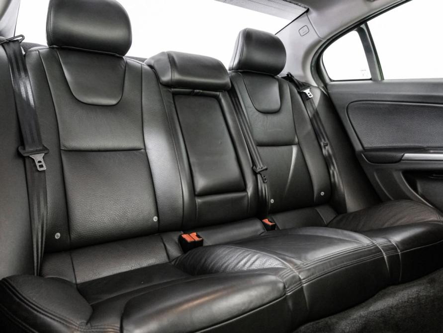 Volvo S60 II Рестайлинг Санкт-Петербург  - изображение 25