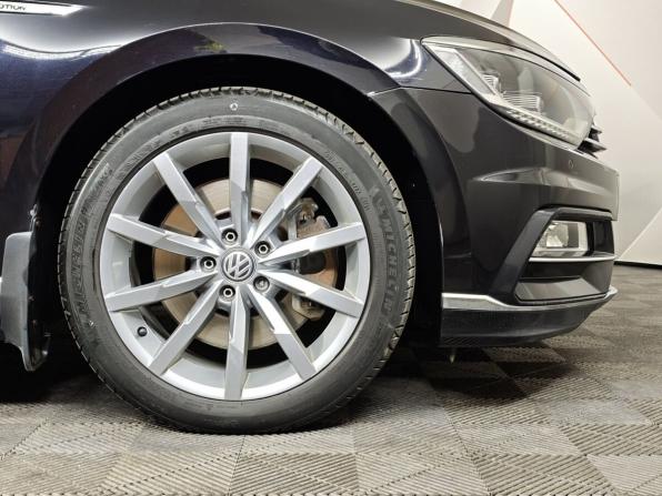 Volkswagen Passat B8 с пробегом 2017 года, цена 2 243 000 рублей, 262355 км, универсал, Автокод Объявления