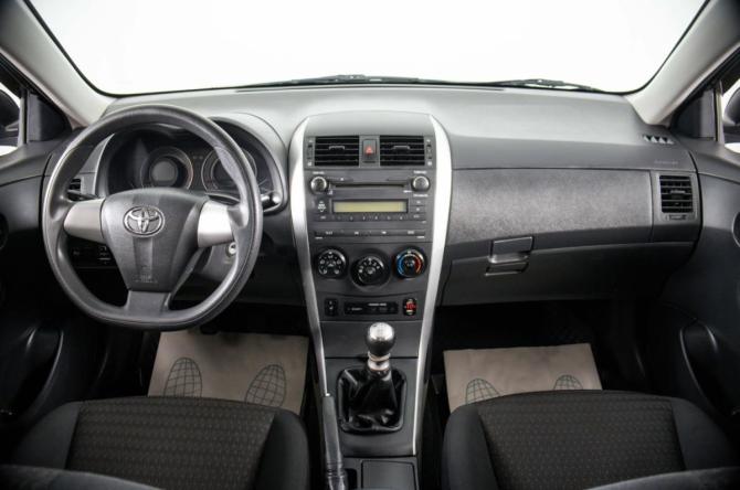 Toyota Corolla X (E140 E150) Рестайлинг с пробегом 2011 года, цена 699 000 рублей, 181435 км, седан, Автокод Объявления
