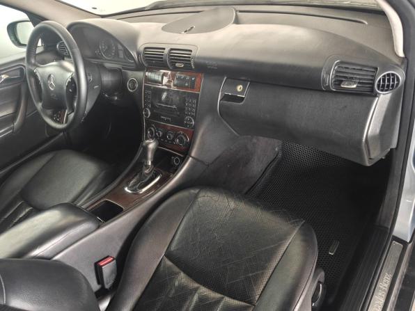 Mercedes-Benz C-Класс II (W203) с пробегом 2004 года, цена 593 000 рублей, 302194 км, седан, Автокод Объявления