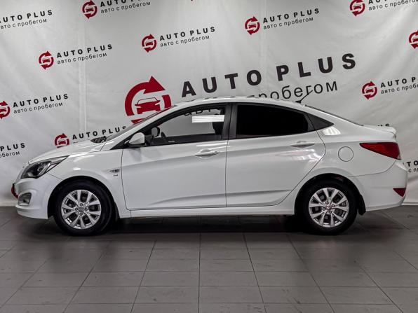 Hyundai Solaris I Рестайлинг с пробегом 2015 года, цена 1 049 000 рублей, 110416 км, седан, Автокод Объявления