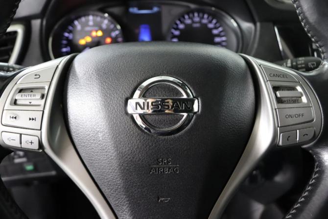 Nissan Qashqai II с пробегом 2017 года, цена 1 709 990 рублей, 120780 км, внедорожник, Автокод Объявления